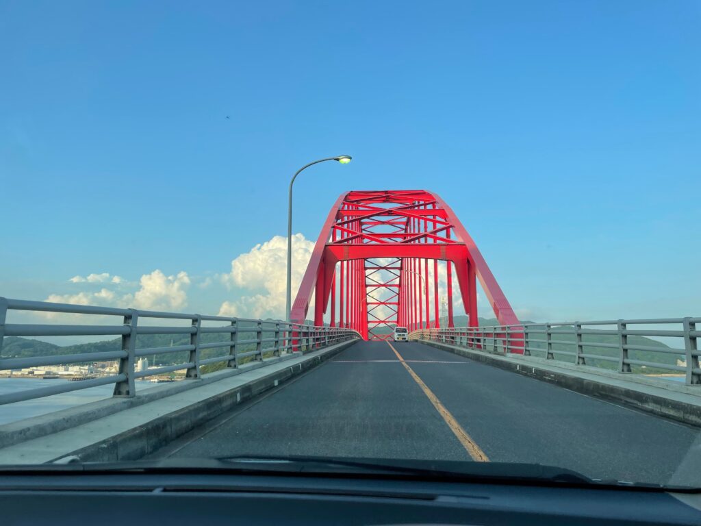 笠戸島の笠戸大橋