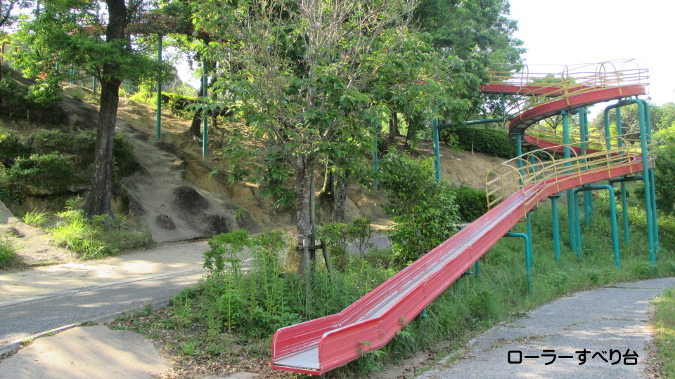 下松スポーツ公園の冒険の森の遊具