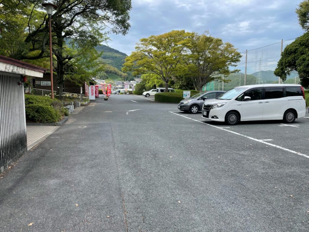 永源山公園の第一駐車場